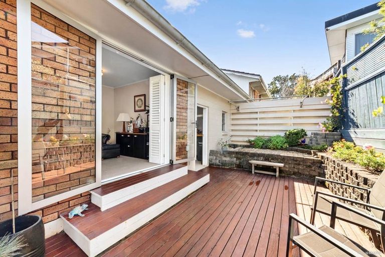 Photo of property in 2/2 Routley Drive, Glen Eden, Auckland, 0602