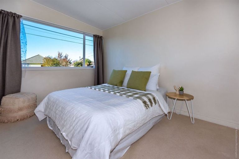 Photo of property in 15 Bronwyn Street, Mairehau, Christchurch, 8052