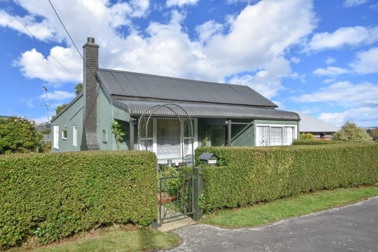 Photo of property in 8 Matai Street, Ravensbourne, Dunedin, 9022