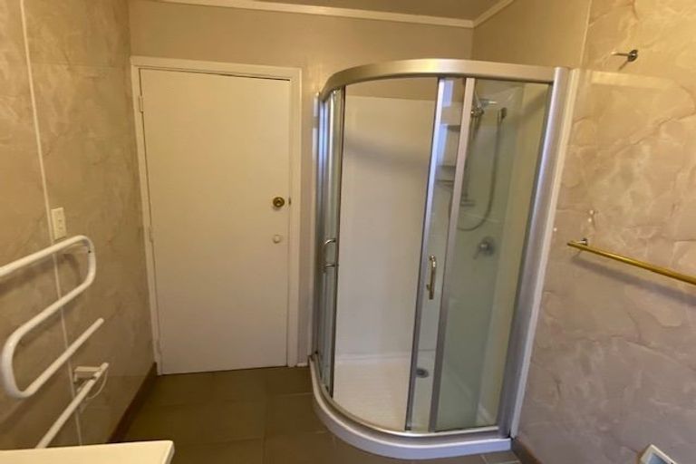 Photo of property in 50 Norton Park Avenue, Fairfield, Lower Hutt, 5011