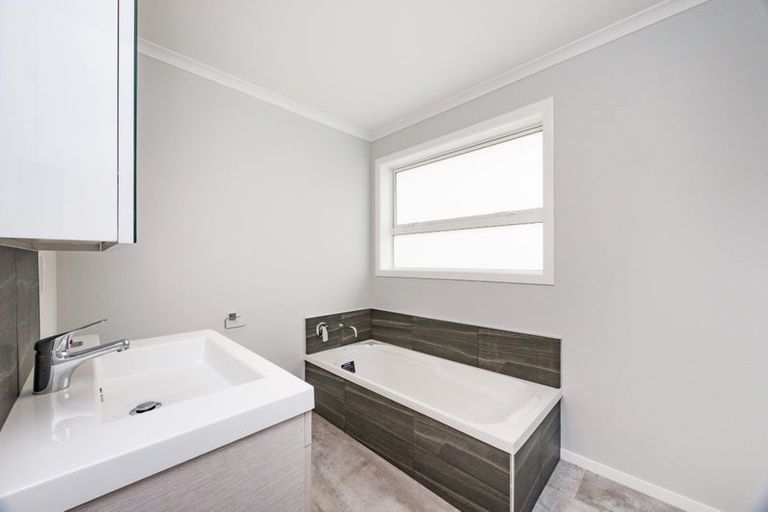 Photo of property in 3a Pembroke Street, Taradale, Napier, 4112