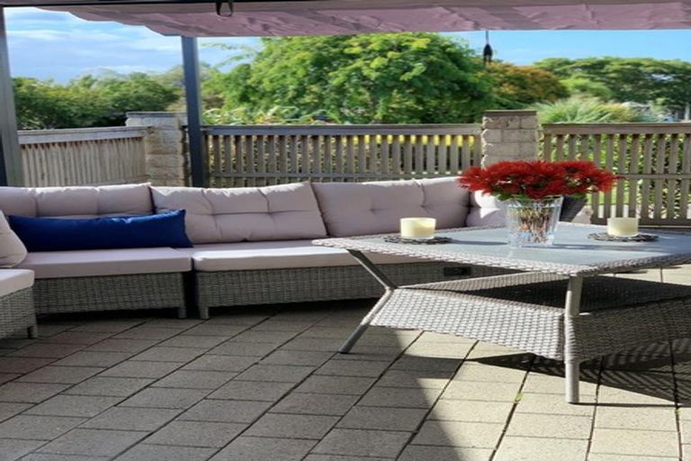 Photo of property in 13 Bale Place, Havelock North, 4130