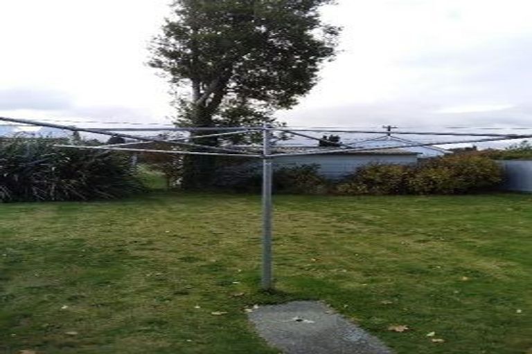 Photo of property in 39 Coutts Road, Gore, 9710