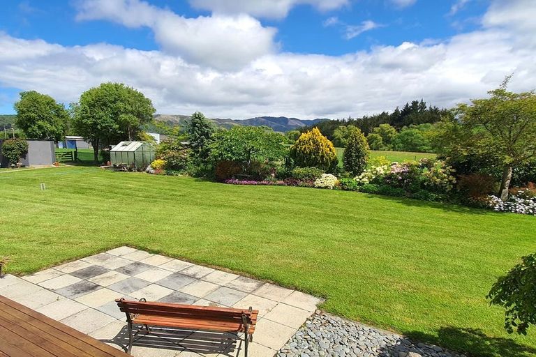 Photo of property in 11 Hunts Road, Waimate, 7978