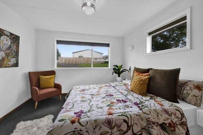 Photo of property in 3a Waimea Street, Westown, New Plymouth, 4310