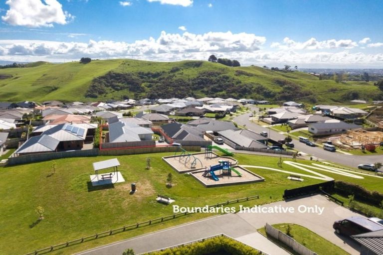 Photo of property in 27 Ballintoy Park Drive, Welcome Bay, Tauranga, 3175