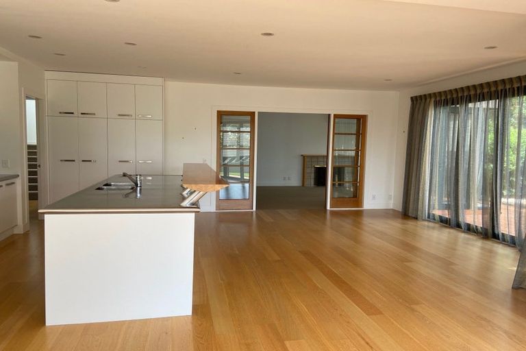 Photo of property in 1/16 Clifton Road, Hauraki, Auckland, 0622