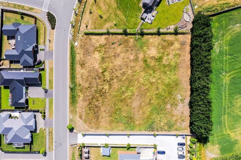 Photo of property in 10 Kingsdowne Drive, West Melton, 7618