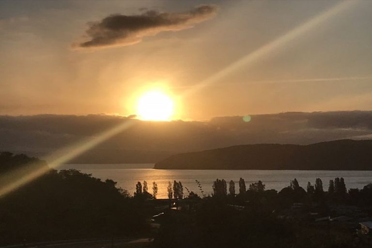 Photo of property in 46 Montgomery Crescent, Kinloch, Taupo, 3377