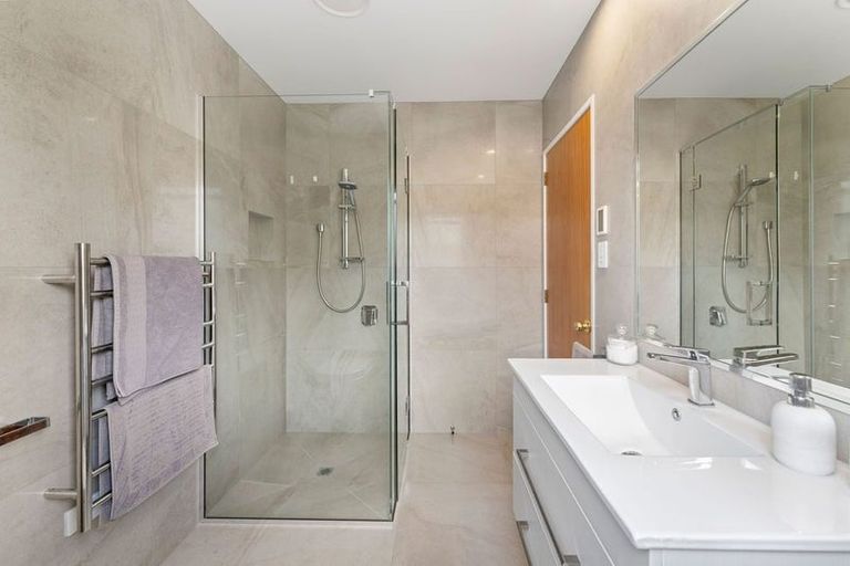 Photo of property in 9 Ardilea Avenue, Stoke, Nelson, 7011