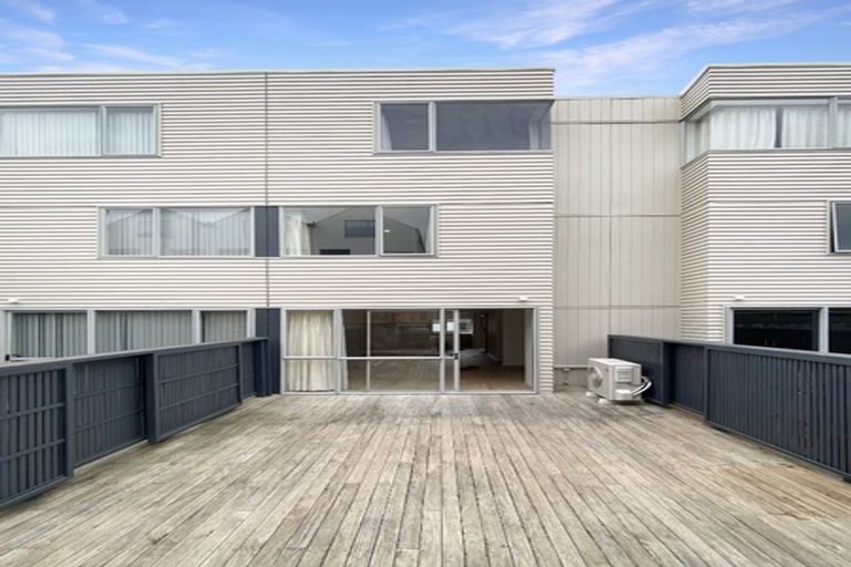Photo of property in The Altair, 49/120 Rintoul Street, Newtown, Wellington, 6021