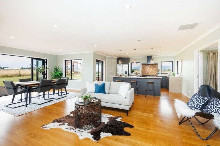 Photo of property in 1061 Taonui Road, Colyton, Feilding, 4775