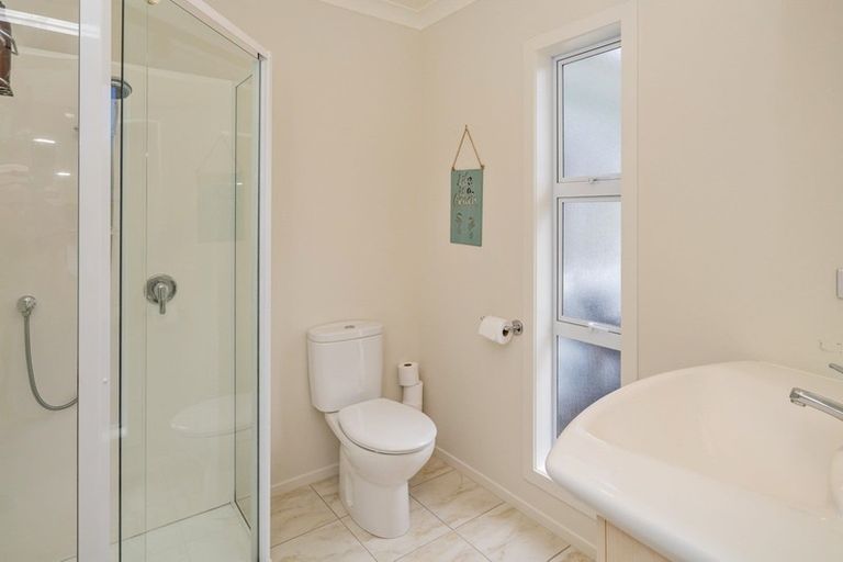 Photo of property in 3 Mermaid Place, Whitianga, 3510