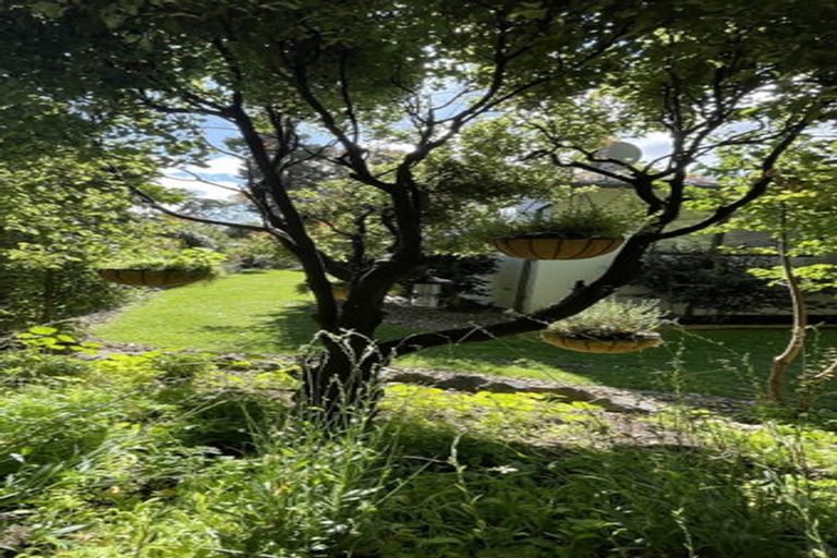 Photo of property in 69 Cashmere Road, Cashmere, Christchurch, 8022