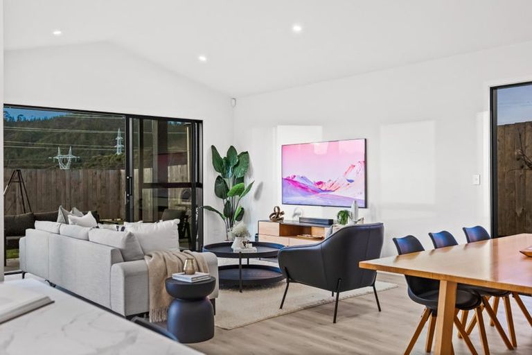 Photo of property in 23 Will Street, Huapai, Kumeu, 0810