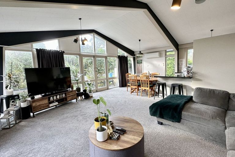 Photo of property in 15 Rakiura Parade, Otatara, Invercargill, 9879