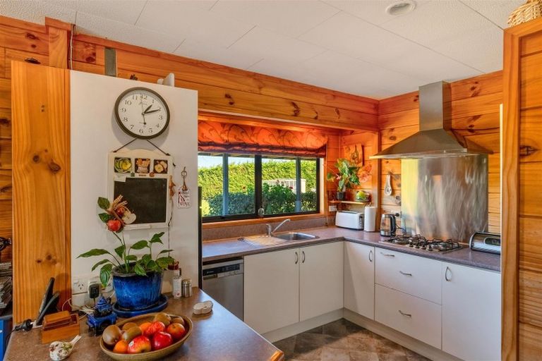 Photo of property in 291 Koputaroa Road, Koputaroa, Levin, 5575