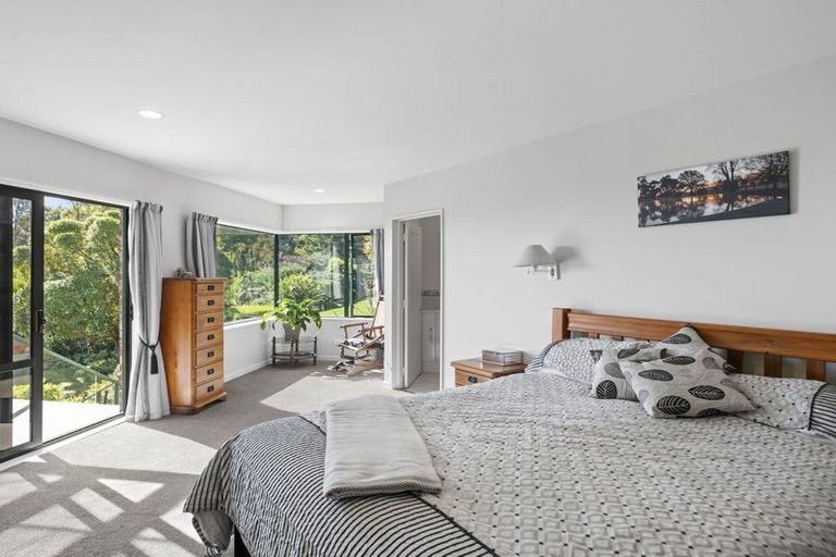 Photo of property in 18 Rockview Place, Mount Pleasant, Christchurch, 8081