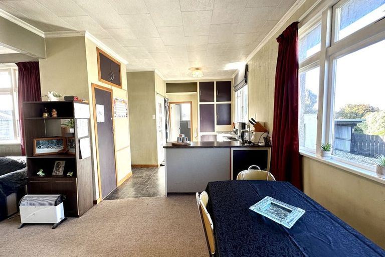 Photo of property in 186 Morton Street, Strathern, Invercargill, 9812