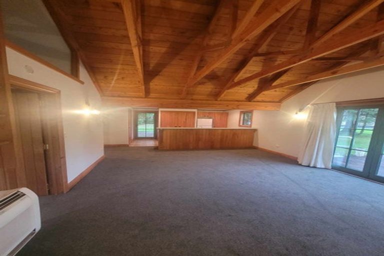 Photo of property in 927 Whitemans Valley Road, Whitemans Valley, Upper Hutt, 5371