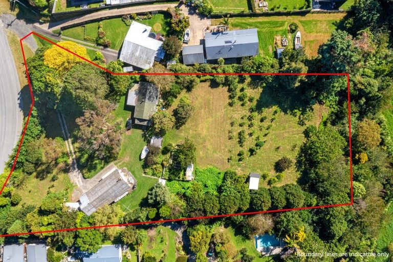 Photo of property in 27 Waikite Road, Welcome Bay, Tauranga, 3112