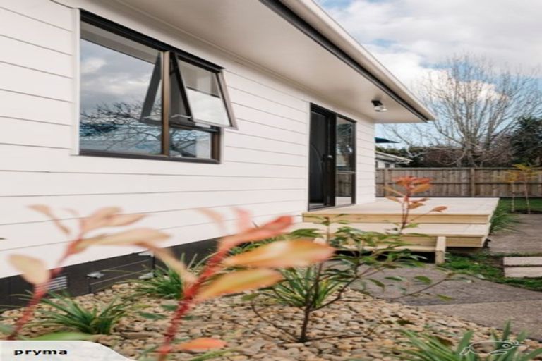 Photo of property in 2/256 Porchester Road, Takanini, 2112