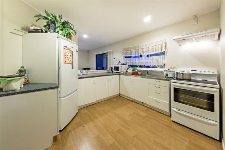 Photo of property in 1/5 Clarice Place, Takanini, 2112