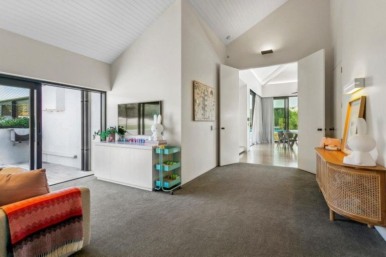 Photo of property in 23-27 Lake View Road, Takapuna, Auckland, 0622