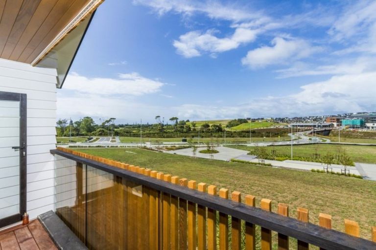 Photo of property in 9 Keel Street, Long Bay, Auckland, 0630