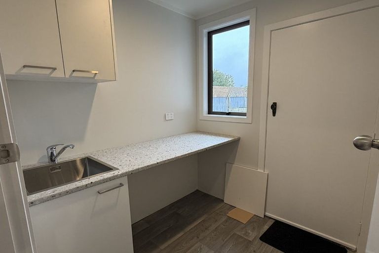 Photo of property in 27 Skerrett Crescent, Tamatea, Napier, 4112