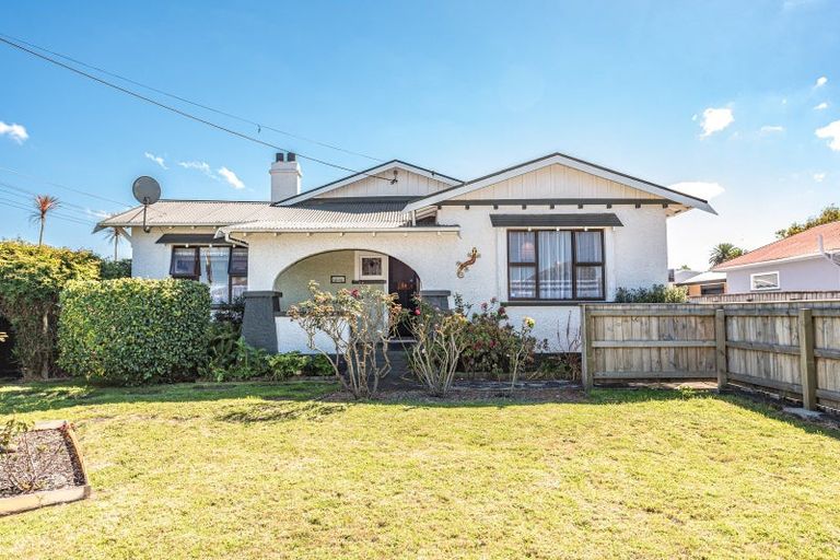 Photo of property in 54 Puriri Street, Gonville, Whanganui, 4501