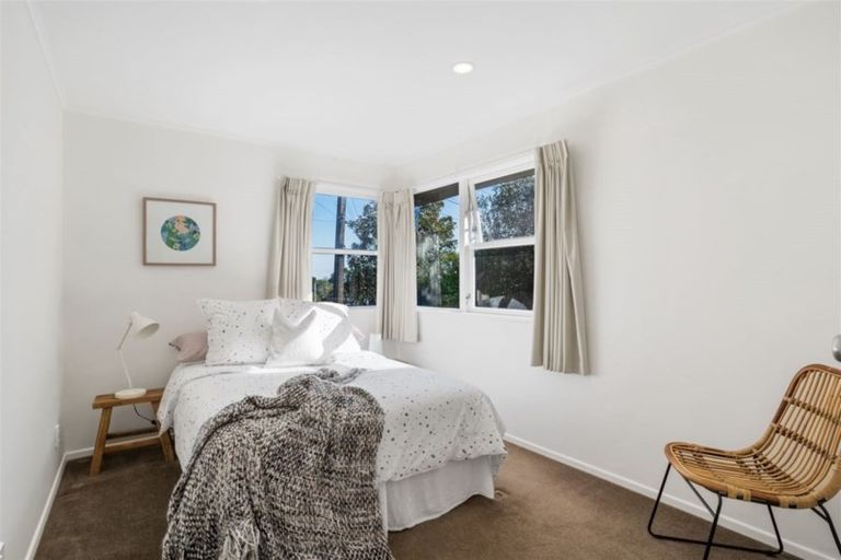 Photo of property in 61 Verbena Road, Birkdale, Auckland, 0626