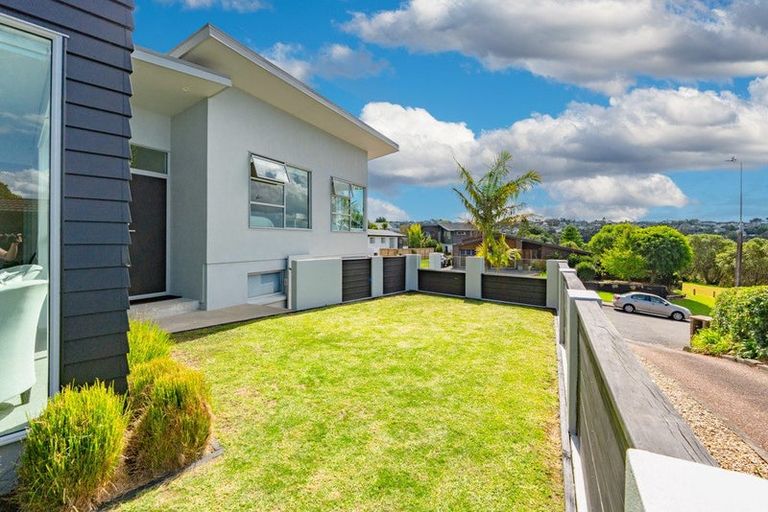 Photo of property in 357 Royal Road, Massey, Auckland, 0614
