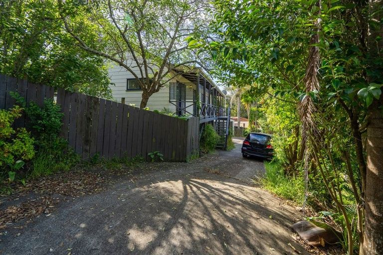 Photo of property in 7 Eagleson Street, Northcross, Auckland, 0632
