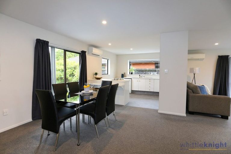 Photo of property in 90 Regency Crescent, Redwood, Christchurch, 8051
