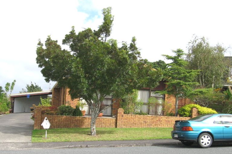 Photo of property in 7 Tatyana Place, Massey, Auckland, 0614