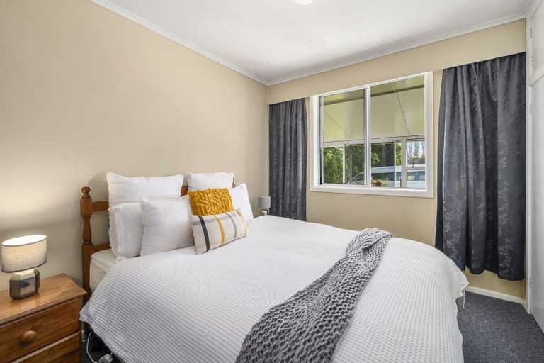 Photo of property in 17 Mckenzie Road, Owhata, Rotorua, 3010