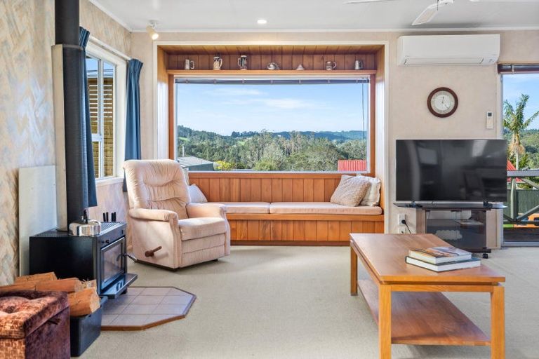 Photo of property in 31 Takahe Street, Tikipunga, Whangarei, 0112