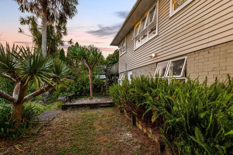 Photo of property in 77 Royal Road, Massey, Auckland, 0614