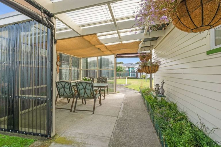 Photo of property in 19 Tainui Street, Castlecliff, Whanganui, 4501