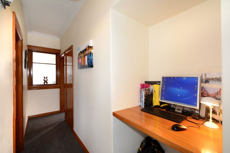 Photo of property in 50 Tomahawk Road, Andersons Bay, Dunedin, 9013
