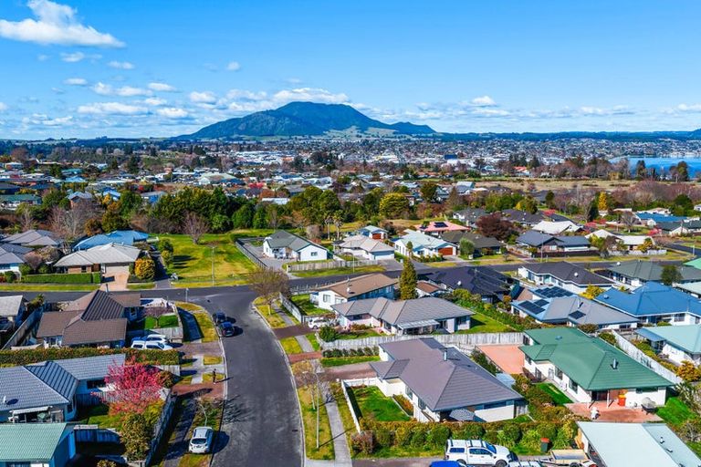 Photo of property in 3 The Grove, Nukuhau, Taupo, 3330
