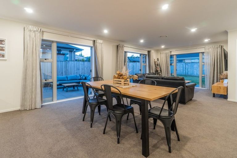 Photo of property in 140 Hillpark Drive, Pokeno, 2402