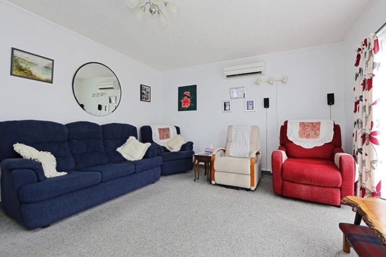 Photo of property in 49c Church Road, Taradale, Napier, 4112