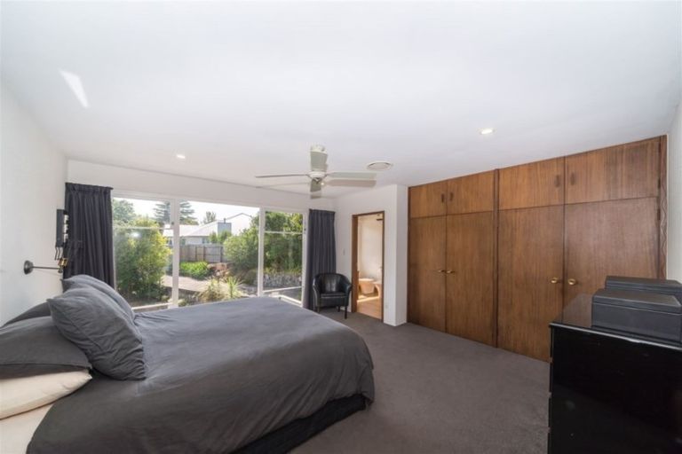 Photo of property in 14 Lincoln Terrace, Hokowhitu, Palmerston North, 4410