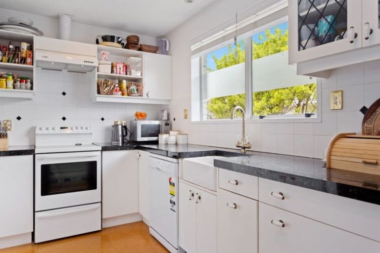 Photo of property in 14 Brogar Place, Casebrook, Christchurch, 8051