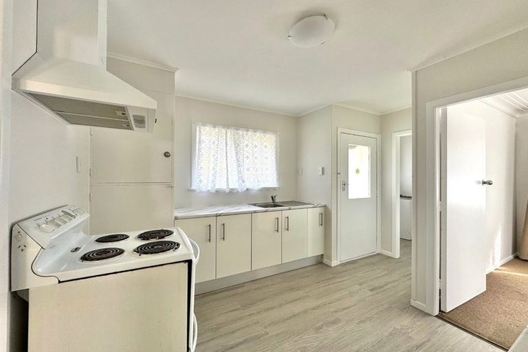 Photo of property in 30 Harwood Crescent, Otara, Auckland, 2023