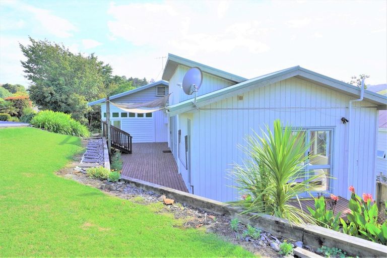Photo of property in 30 Beach Road, Onerahi, Whangarei, 0110