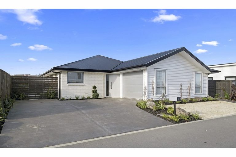 Photo of property in 7 Durell Lane, Halswell, Christchurch, 8025