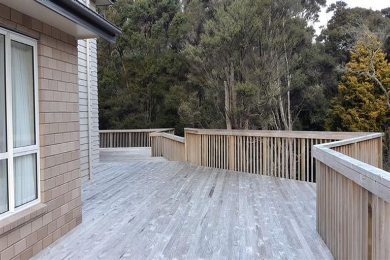 Photo of property in 7 Albertine Place, Greenhithe, Auckland, 0632